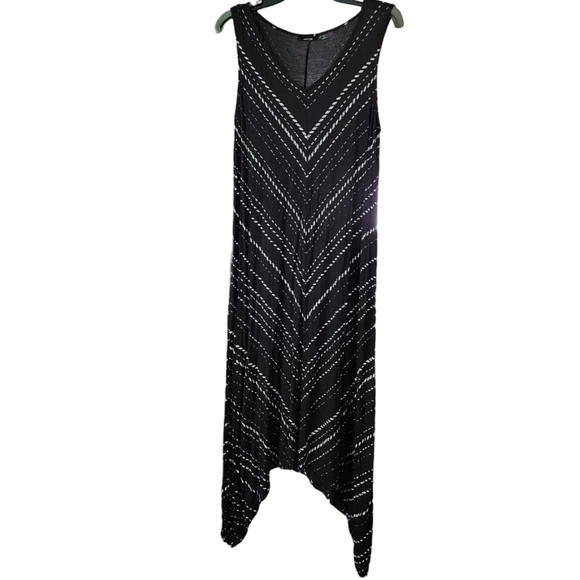 APT. 9 Asymmetrical V-neck Maxi Black‎ and White Dress Women's LP - Picture 1 of 5